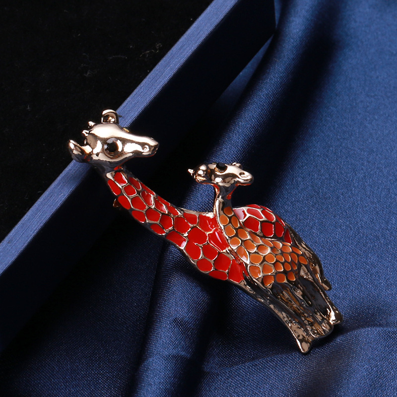 Exaggerated Pin Giraffe Alloy Enamel Women's Brooches display picture 5