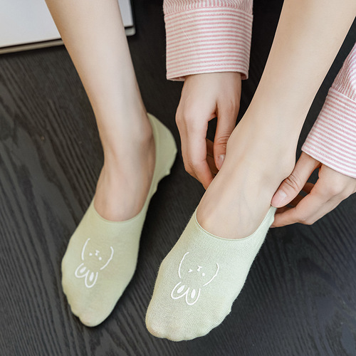 Socks for women in summer with shallow mouth printed bunny head invisible socks cartoon rabbit short tube women's boat socks silicone non-slip women's socks