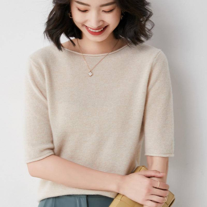 Spring and summer Solid knitting temperament commute Curling T-shirts Socket Self cultivation Show thin sweater Short sleeved