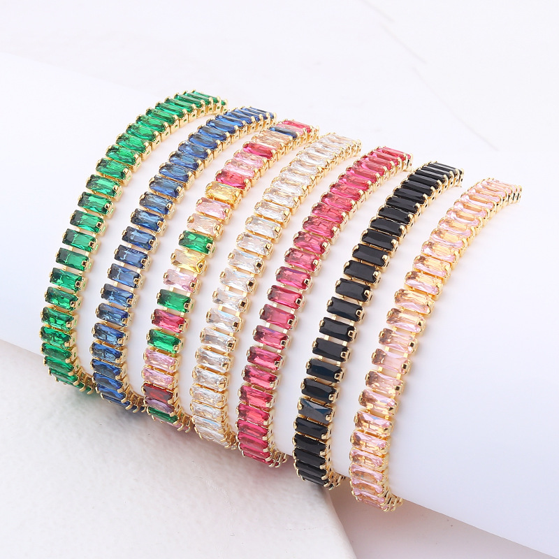 Fashion Geometric Copper Inlay Zircon Bracelets display picture 2