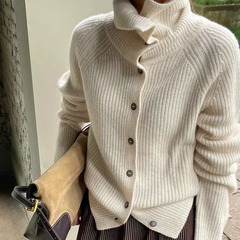 ヨーロッパ駅のレトロなデザイン感の細いピットのセーターの怠惰な風の単列のボタンのゆったりした純色のニットのカーディガンの婦人服のファッション