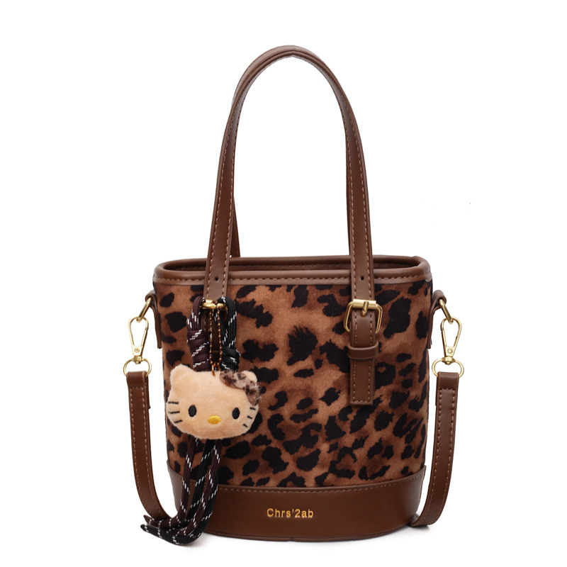 Cross-border coreano nicho esmerizado bolso de cubo de mano mujer 2025 nuevo invierno retro mochila de hombro mochila de viaje