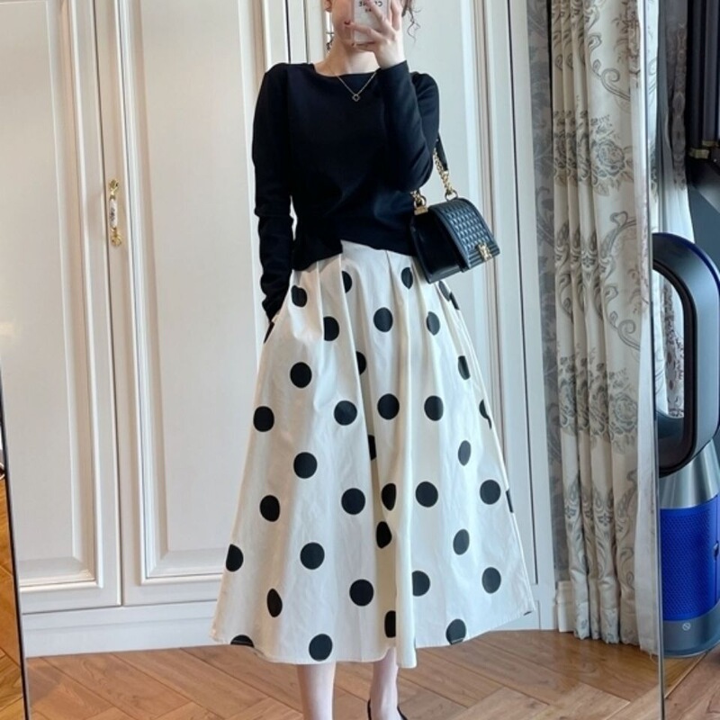 2026 Spring/Summer New French Retro Pocket A-line Skirt Elegant Vacation High-Waisted Slimming Polka Dot Midi Skirt for Women 2026 Spring/Summer New French Retro Pocket A-line Skirt Elegant Vacation High-Waisted Slimming Polka Dot Midi Skirt for Women