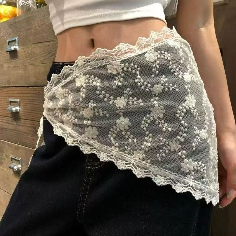 삼각형 장미 흰색