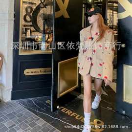 深圳南油高端女装美拉德复古时髦刺绣猫咪洋气减龄灯芯绒西装外套