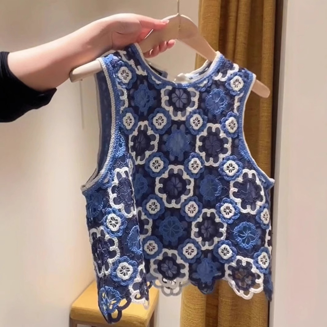 2025 Summer New Design Sense Niche Unique Chic Top Blue Chanel Knitted Hollow Vest for Women