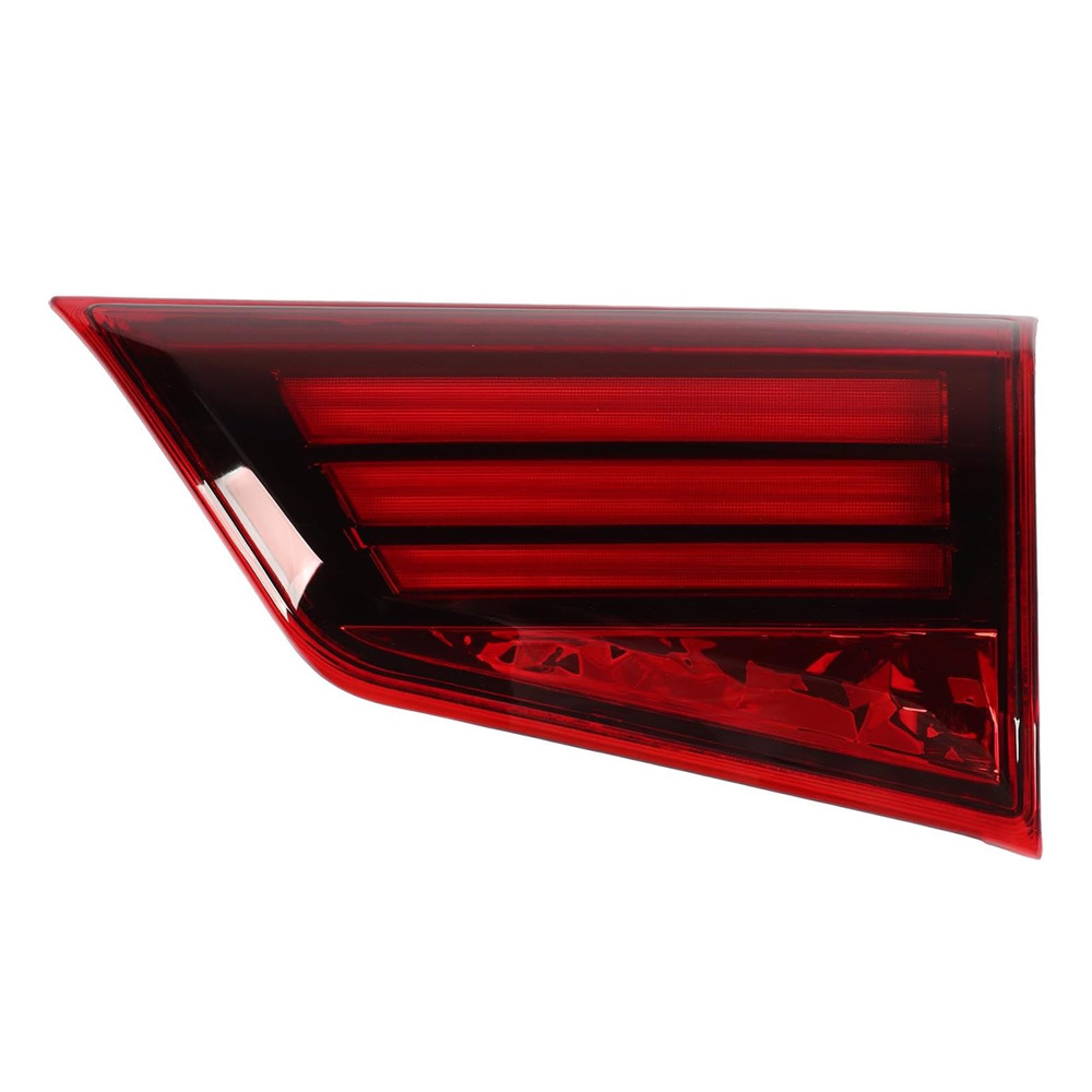 Suitable for Mitsubishi Outlander 16-19 Models Rear Tail Light Semi-Assembly, Brake Light, Reversing Light, Turn Signal Light