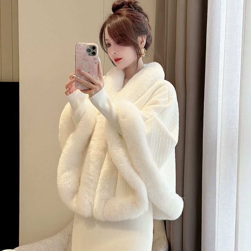 民国风加绒加厚新款斗篷2025秋冬披肩旗袍新中式气质高端保暖外套