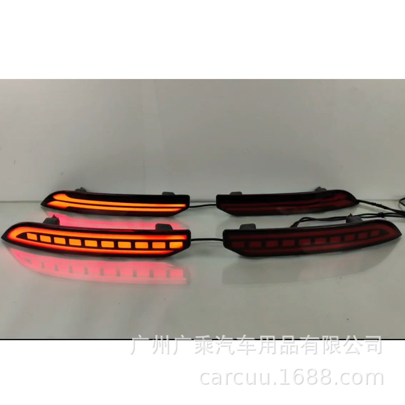 Aplicable a Jeep Grand Cherokee 2021 - 24 lámpara de barra trasera LED luz trasera de agua corriente luz de dirección luz de niebla