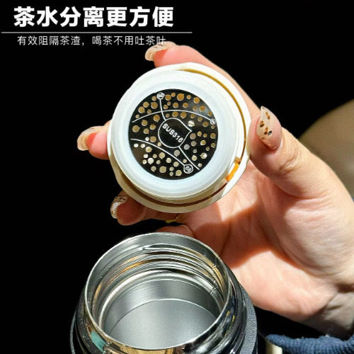 High-grade titanium-coated stainless steel thermos cups for men and women large-capacity water cups for students high-value outdoor portable rope kettle