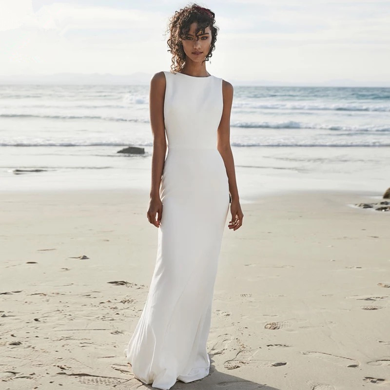 Amazon europeo y americano playa vestido de novia V espalda suave satén trapear barato vestido largo sirena vestido nupcial vestíbulo