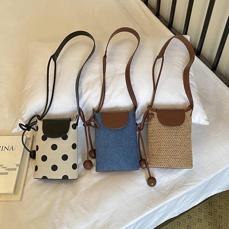Polka Dot Mobile Phone Bag, Korean Style, Fashionable and Versatile Bag for Women, Lettered Niche Commuter Shoulder Bag, Crossbody Straw Woven Women's Bag