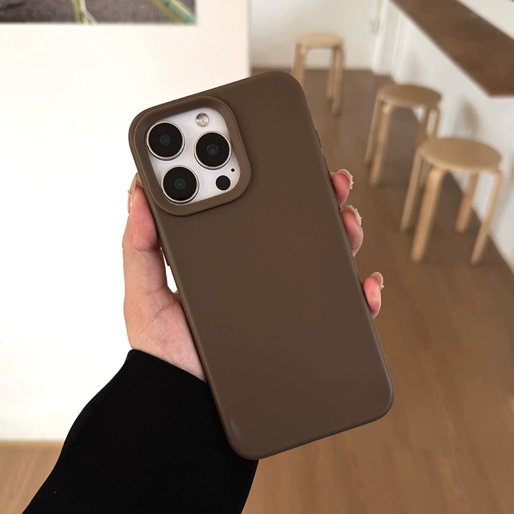 Чехол для телефона (Apple iPhone 16) силиконовый матовый, защита от падений, тонкий элегантный дизайн