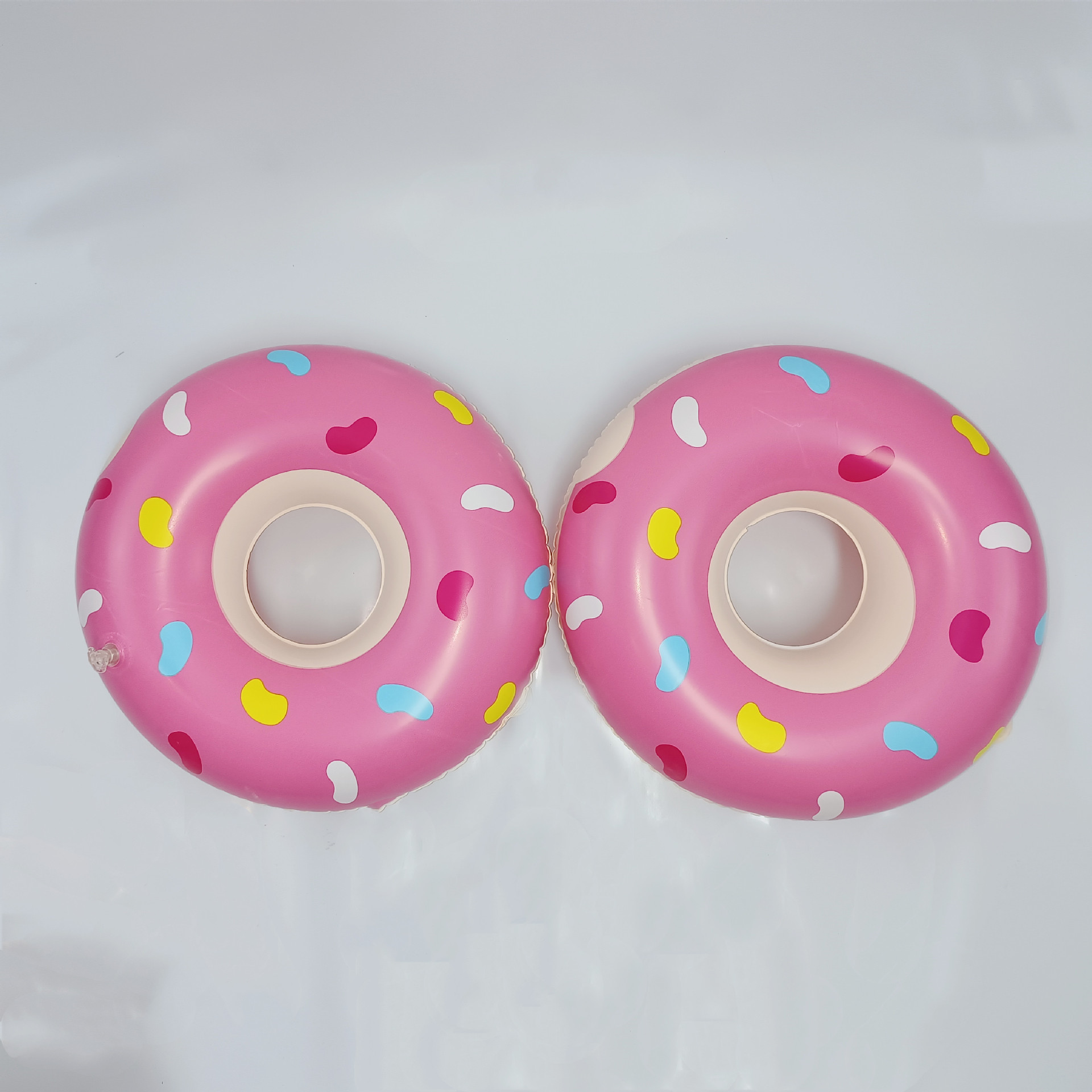 Reproducción transfronteriza de juguetes inflables, piruletas, donas, empujando y barriendo el edificio, regalando accesorios, decoración de la fiesta