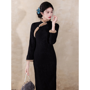 ��ɫ�߶�����ȹ2025�¿��������ʽ���p��ӽq�Ӻ�߼��ж��b�ճ�