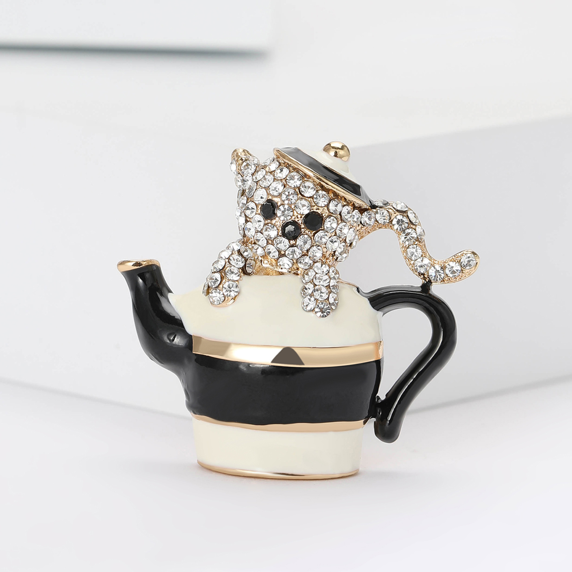 Korean Style Cute Creative Enamel Rhinestone Cup Bear Brooch Fashion All-match Men's and Women's Clothing Corsage Jewelry Pin
