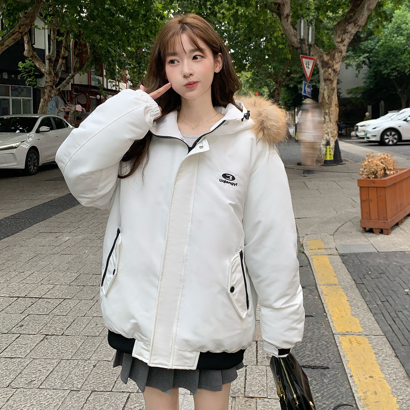 Real disparar 2025 invierno coreano suelto retro plumón chaqueta de algodón mujer suelto gran cuello de pelo para superar la tendencia de abrigo de algodón image 3
