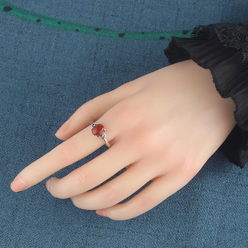 925 silver retro fashion four-claw auspicious cloud pattern oval stone ring