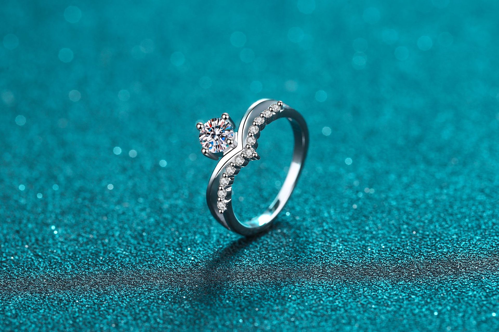 Rings Classification 1 Piece Quantity 925 Sterling Silver Moissanite Zircon Crown Rings
