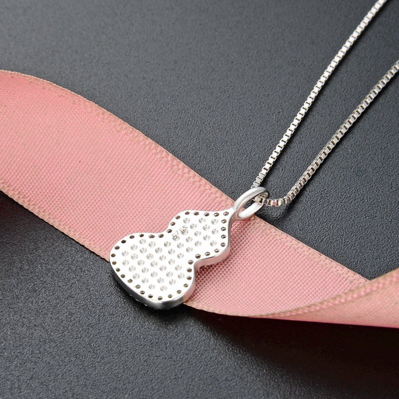 Fresco popular goteo aceite accesorios collar estilo japonés y coreano s925 plata ZIRCON colgante en forma de calabaza clavícula cadena femenina