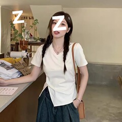 半袖tシャツ夏2025新型潮正肩修身vネック半袖不規則開叉短い上着