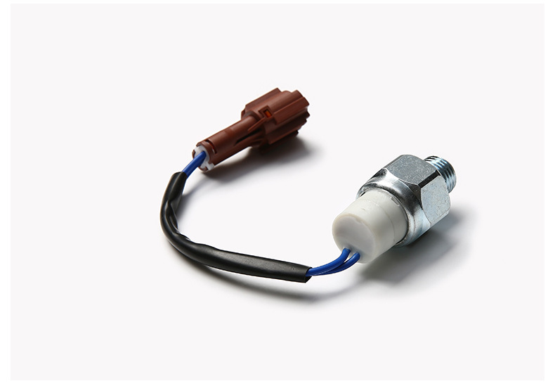 8-98180974-0 Is Suitable for Isuzu Reversing Light Switch, Foreign Trade Cross-Border Reversing Brake Switch