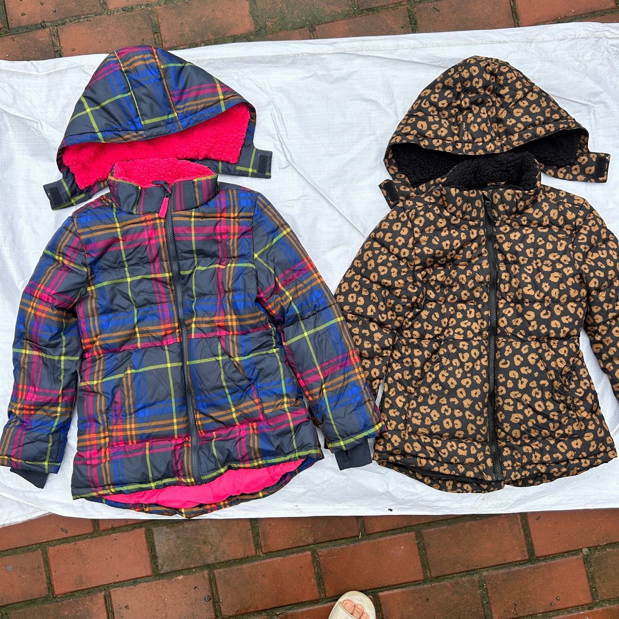 24 nuevos invierno ropa de algodón de niñas al aire libre ropa de algodón con capuz