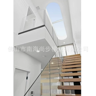 定制外贸出口实木楼梯 碳钢楼梯榉木踏步楼梯带led感应灯带家用梯