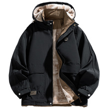 春季新款大码夹克男立领宽松工装潮牌户外胖子冲锋衣多口袋外套男