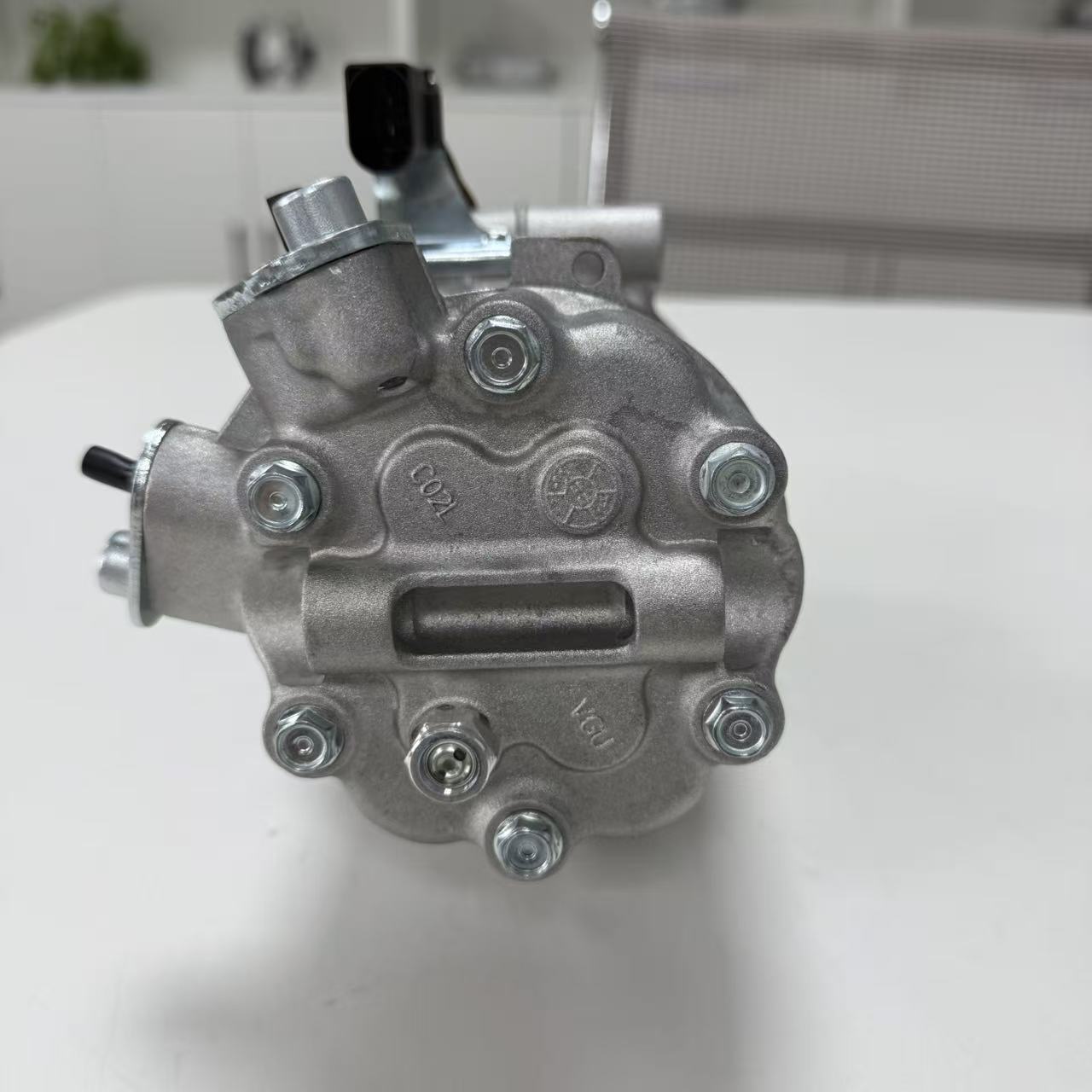 Suitable for Toyota Yaris car air conditioning compressor manufacturer 883100D320 - 88310-0D300