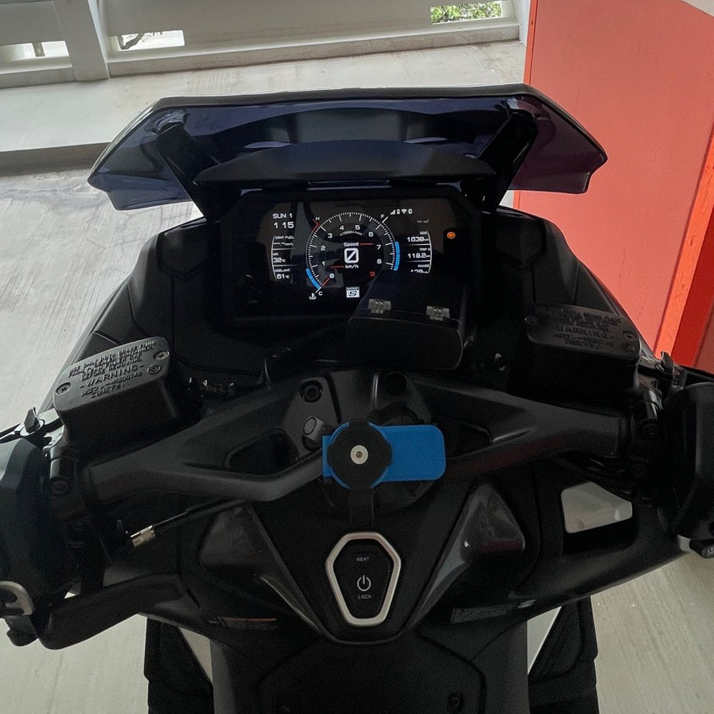 Applicable to YAMAHA TMAX560 2022-2023 motorcycle front windshield front windshield
