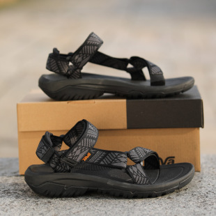 Men's sandals tide 2023 new fashion Joker comfortable flat outdoor sports men's beach shoes a generation of hair
