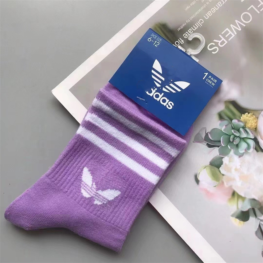 2024 primavera y otoño AGREGAR calcetines de baloncesto deportivos de media pantorrilla de tres hojas de hierba alta marca de moda corriendo calcetines de fútbol