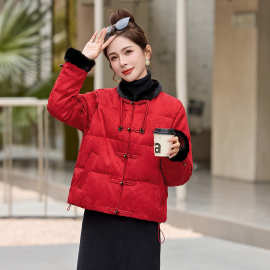 新中式国风短款羽绒服女2025冬季新款新年红色盘扣轻奢保暖厚外套