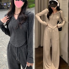 初秋显瘦时髦休闲女春秋冬连帽修身上衣阔腿裤宽松运动服两件套装