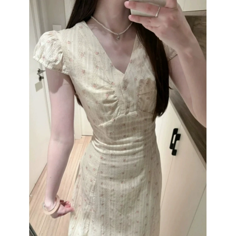 Нежный и элегантный стиль, легкое и классное платье, модный женский дизайн с v-образным вырезом, облегающий силуэт талии, новая юбка с цветочным принтом.