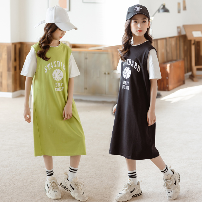 girl 2021 Summer wear Short sleeved Mid length version Korean Edition Western style printing CUHK T-shirt With children Wicking