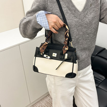 �羳�r�и�����P�����Ů�����������μ��K����ճ����б���