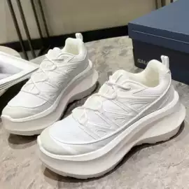女式休闲单鞋;女式运动单鞋;女式皮靴