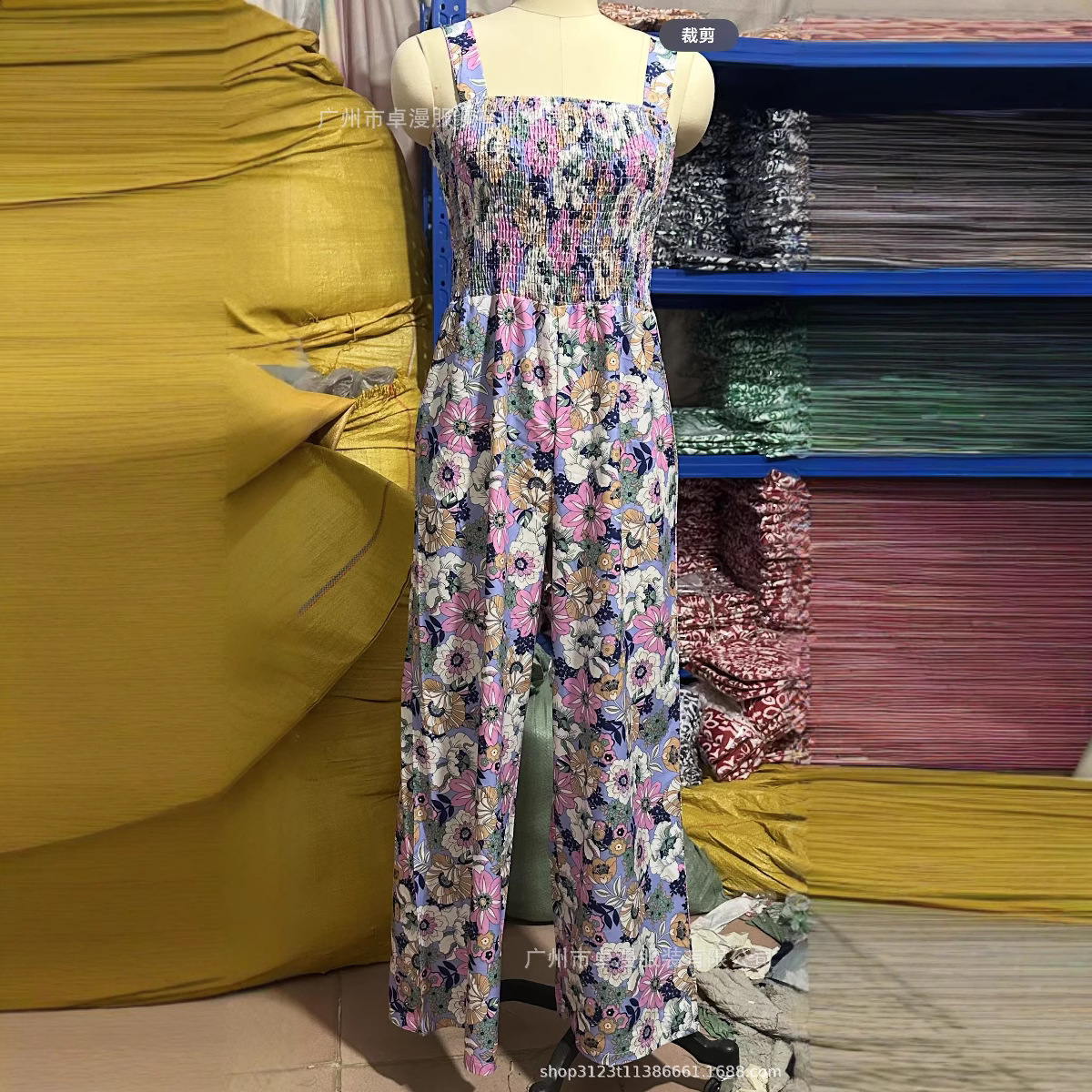 2025 Europe and the United States cross-border Amazon independent station new women's fashion strap printed pocket loose jumpsuit