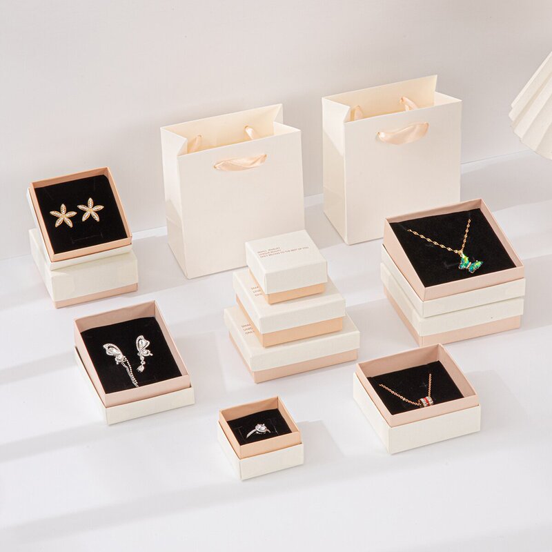 Refreshing texture jewelry box Valentine's Day gift box ring jewelry box bracelet necklace packaging heaven and earth cover gift box Refreshing texture jewelry box Valentine's Day gift box ring jewelry box bracelet necklace packaging heaven and earth cover gift box