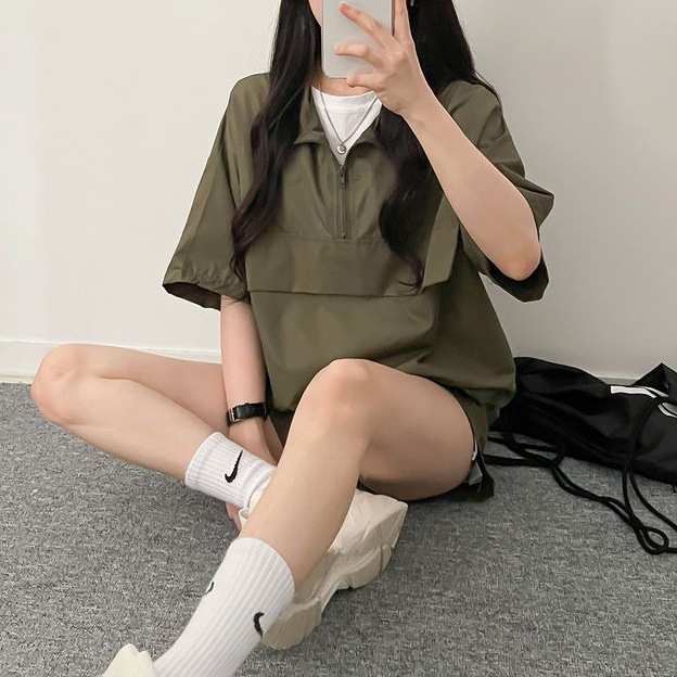Women's two-piece suit with high neck, zipper, short sleeves and shorts, summer wholesale casual sportswear, loose fit, couple's wear.