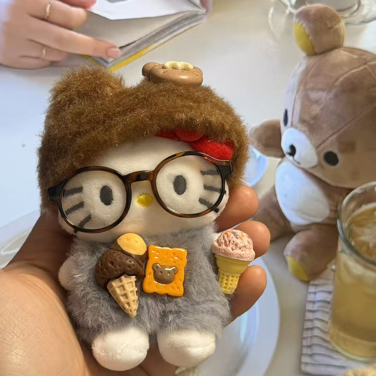 Amor hellokitty muñeca colgante llavero colgante bolsas de regalo bolsas de peluche lindo muñeca colgante lindo