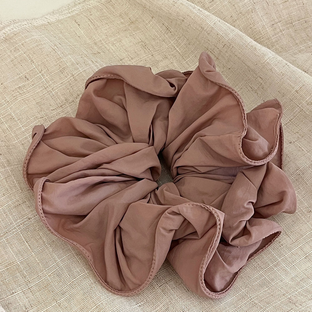 Gentle and Lazy Style, Lotus Root Pink Hair Tie, High Crown for a Smaller Face, Atmospheric Bun, Large Hair Rope Hair Accessory