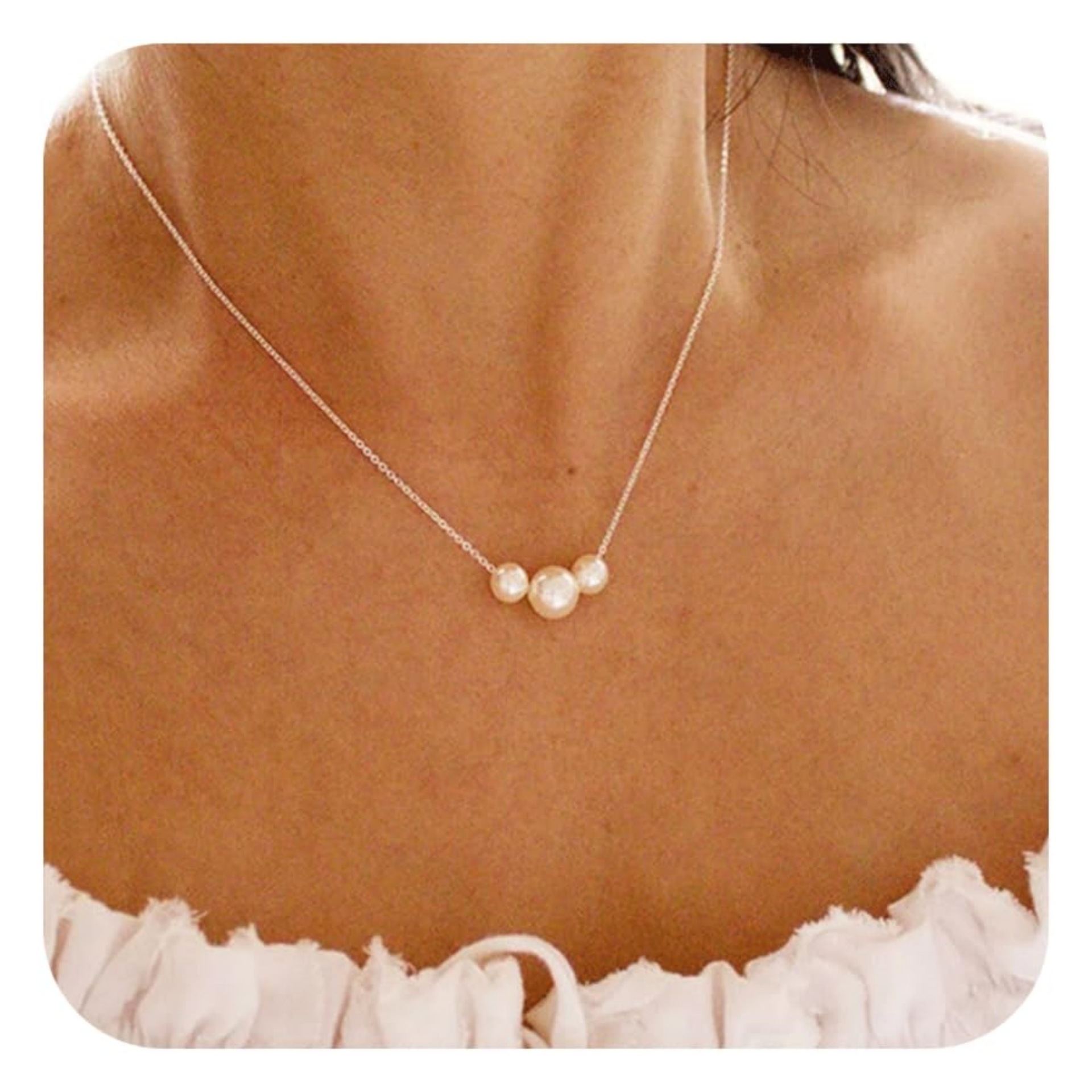 Collier géométrique minimaliste en laiton doré avec fermoir ot_voghion.com