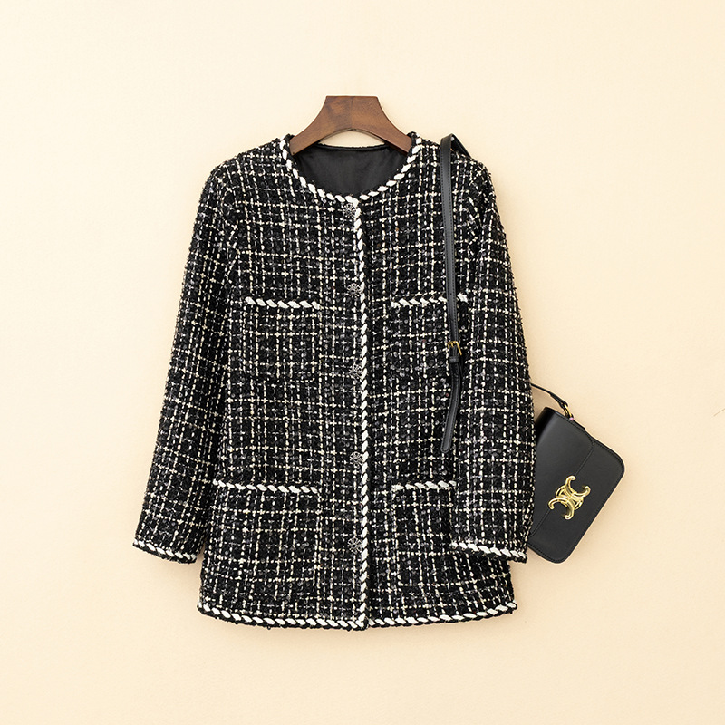 In-Stock Factory Direct British Style! Super Popular Classic Black and White Plaid Chanel-Style Jacket, Tweed Mid-Length Coat