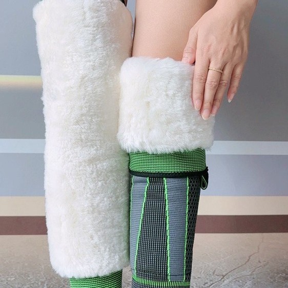 Directly from the manufacturer, extended length sports knee pads with straps, warm and lined with sheepskin, suitable for both men and women