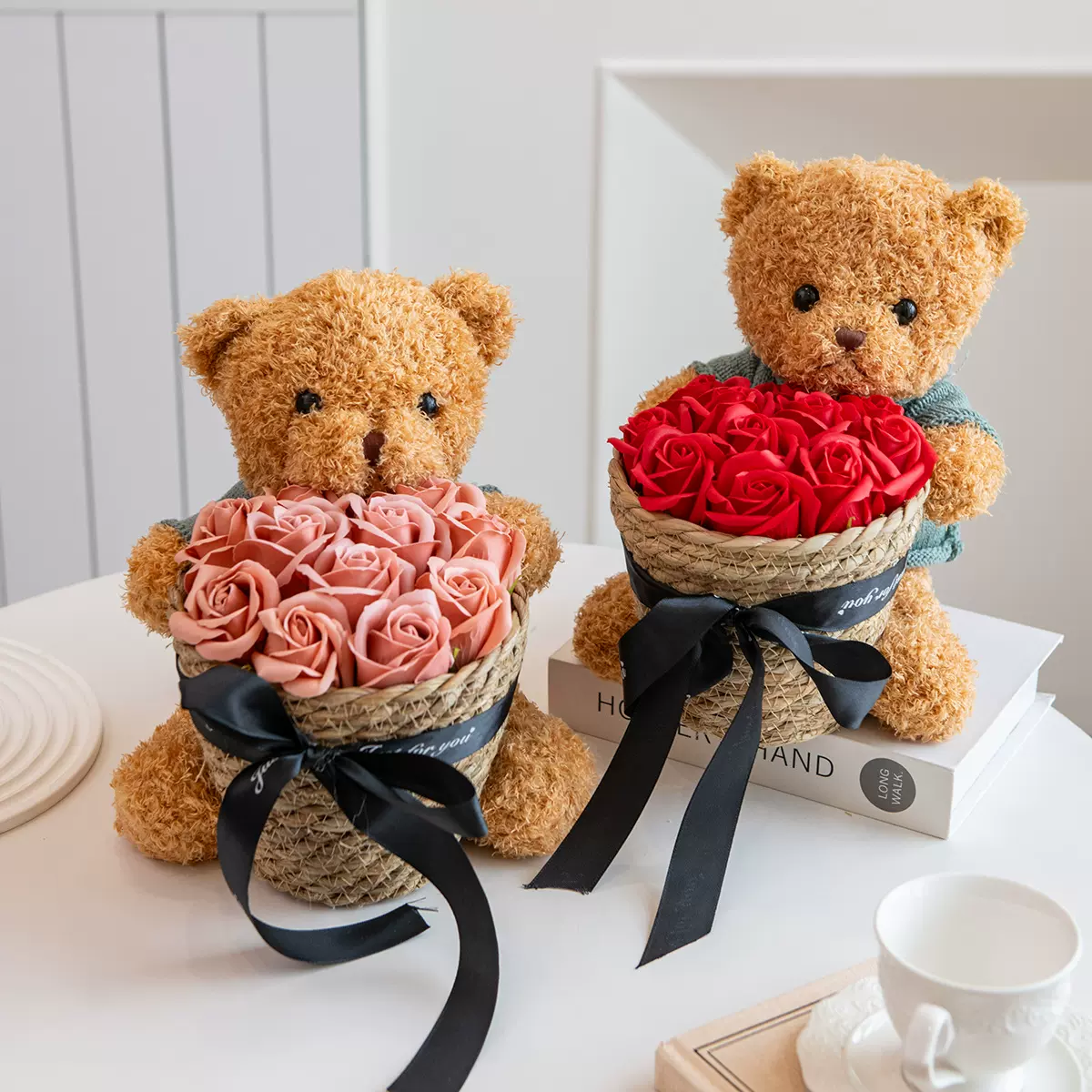 小熊玩偶永生花束抱抱桶高档卡通香皂花抱抱桶生日礼物送女友闺蜜
