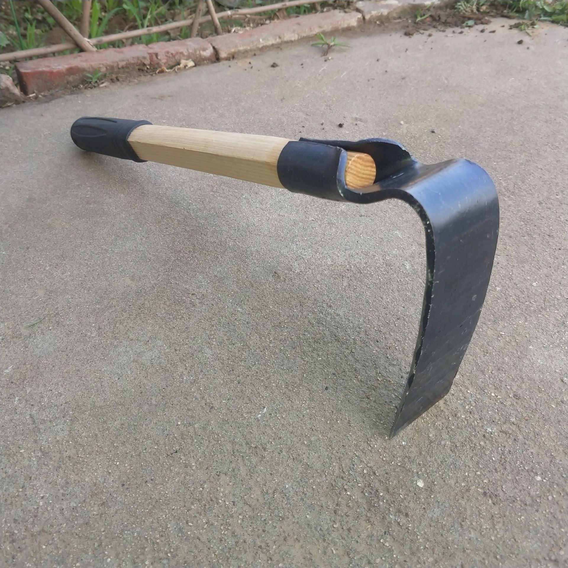 锄头家用农批发挖笋专用小锄头种菜锻打松土开荒钢锄厂家直销优惠