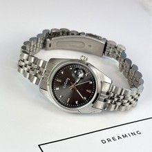 ����Ůʿ�ֱ���������ɭϵС�ɾ���ʱ�������ִ�Ů������ѹ���̻�